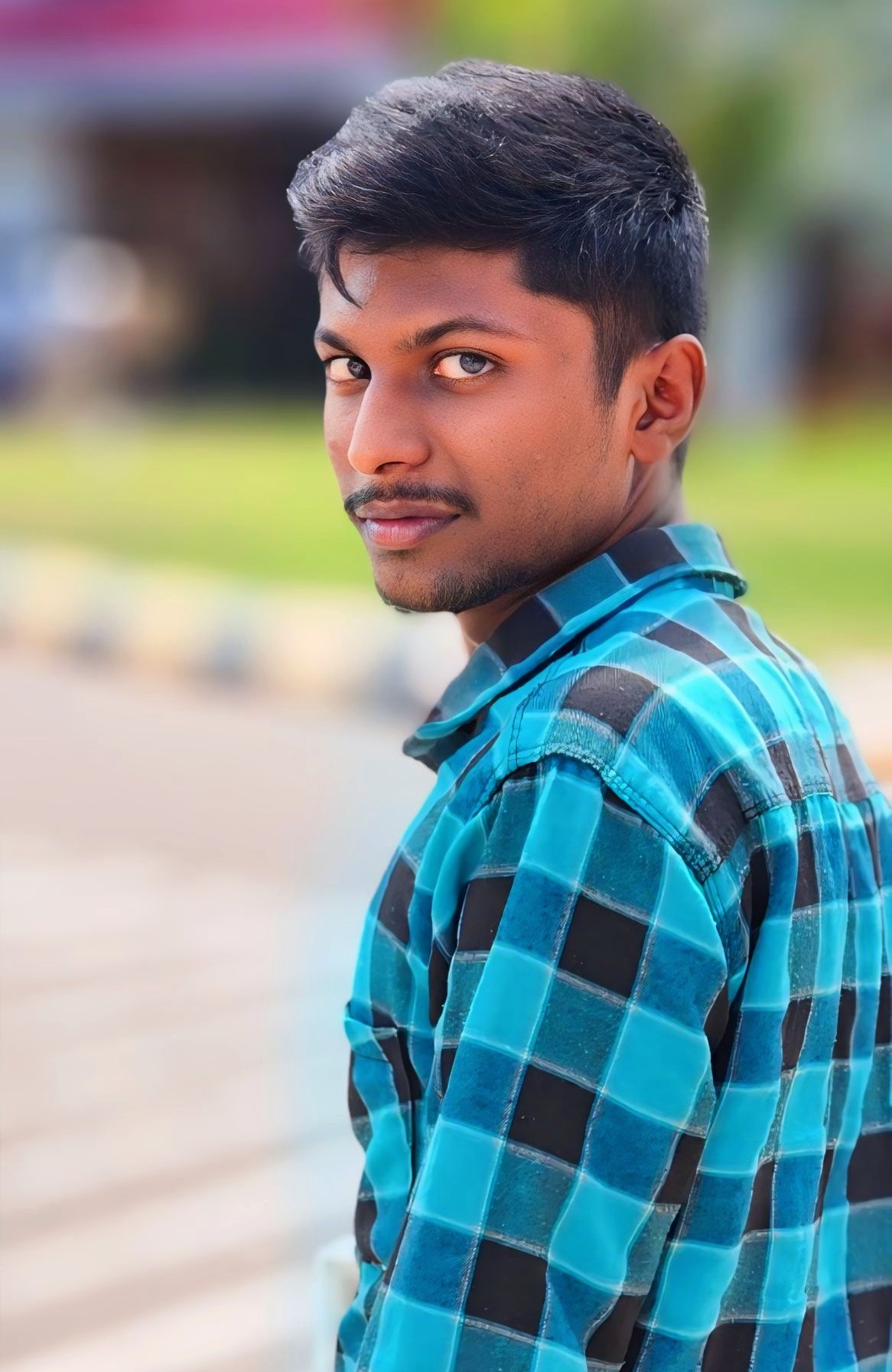 Vetrivel K